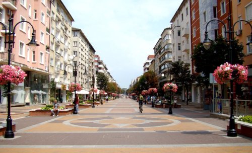 НСИ бие тревога: Младите в България са само 14% от населението