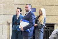 Бащата на Сияна влиза в изборите: &bdquo;Сияние&ldquo; се регистрира в ЦИК като коалиция