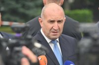 Радев: Война в Близкия изток е заплаха за Европа