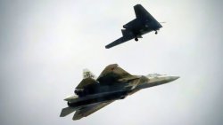 Русия показва стелт-дронове, пускани от Су-57Е: премиера в Египет през 2026 г.