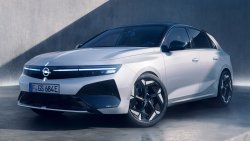 Opel вади коз срещу SUV манията: STX Concept показва следващата Astra