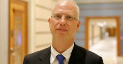 Москва подаде ръка на AfD: Руски газ за Германия през &bdquo;Северен поток&ldquo;