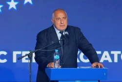 Бойко истеряса: Нарече всички напуснали ГЕРБ "мухи"