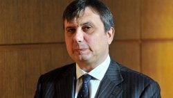 Когато &bdquo;тази държава за нищо не става&ldquo; казва човекът, натрупал богатство именно от нея
