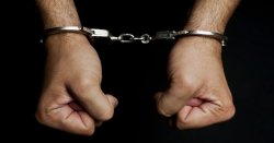 &bdquo;Ей сега ще те гръмна&ldquo;: 18-годишен стреля с пневматичен пистолет в автобус край София