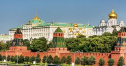 Москва предупреди чужденците да напуснат Киев
