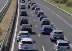 Катастрофа на АМ &bdquo;Тракия&ldquo; към София: Движението е свито в една лента при км 33