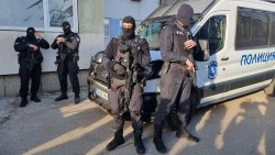 9,12 кг марихуана и четирима задържани: Спецоперация разби сделка с наркотици