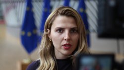 Министър Петрова: Черно море е от ключово значение за сигурността на целия ЕС, трябва да спрем ударите по търговските кораби