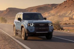 Toyota готви голяма промяна за Land Cruiser 250! Легендарният джип може да получи нови двигатели