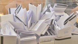 Паралелно преброяване: Йотова води с 36% пред Гюров с 30,8%, двамата отиват на балотаж!