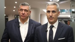 Дарение от 100 000 евро и казусът в БНБ: Въпроси за прозрачността около Гюров