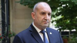 Радев за Бюджет 2027: Не искам да бързам, заложени са доходите на хората