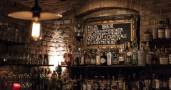 Съдът в Хамбург: без &bdquo;уиски&ldquo;, &bdquo;джин&ldquo; и &bdquo;ром&ldquo; върху безалкохолни продукти