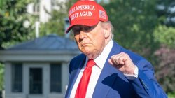 Тръмп налага блокада на иранските пристанища, Иран подготвя противокорабни ракети