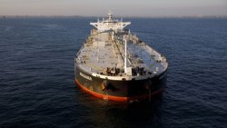 САЩ временно отварят врата за руския петрол: лицензът е върнат, но с твърд срок