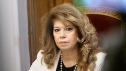 Йотова за оттеглянето на Сарафов: Нужно е, но не решава кризата