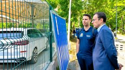 София започна премахването на автокъща &bdquo;Капитолия&ldquo; от Борисовата градина