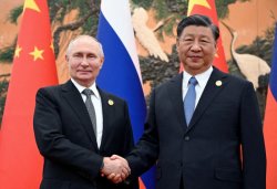 Си Цзинпин: Китай и Русия имат &bdquo;непоклатими&ldquo; отношения (СНИМКИ)