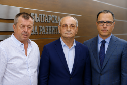Нов обрат по аферата с кредита от ББР: Гайтански твърди, че парите били за Ахмед Доган