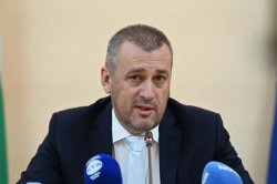 Министър Пеев: Железопътният сектор е в критично състояние