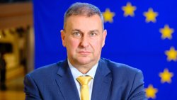 Емил Радев: Абсолютна лъжа е, че баща ми е съдружник на Олег Невзоров