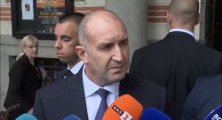 Радев защити Бюджет 2026: Спираме скандални обществени поръчки и режем безумните разходи