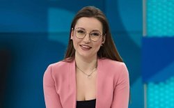 А, бе другарко, какво сте учили, не знам. Съмнявам се, че е журналистика