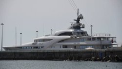 BILD: Яхтата на Путин премина край бреговете на Дания