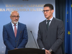 Управляващите искат пълен одит на държавните финанси за периода 2020&ndash;2026 г. (ВИДЕО)