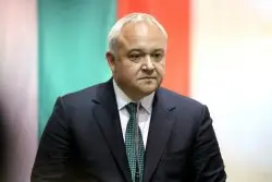 Демерджиев ограничи разходите от фонд &bdquo;Пътна безопасност&ldquo; само за мерки срещу катастрофите