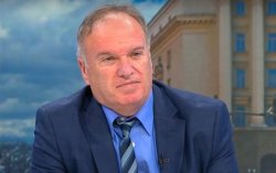 Проф. Владимир Чуков: Войната не предстои, тя вече тече