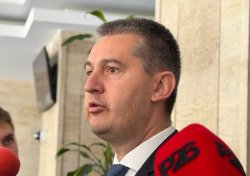 &bdquo;Възраждане&ldquo; разкритикува приетите бюджети на НЗОК и ДОО заради отхвърлени предложения (ВИДЕО)