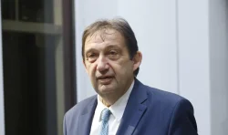 Шишков закрива дирекцията &bdquo;Обществени поръчки&ldquo; в МРРБ и реже 39 щата
