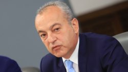 Гълъб Донев: Държавата реже 10% от разходите за персонал от 1 септември