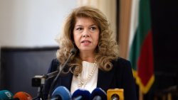 Президентството: Йотова е в готовност незабавно да свика КСНС
